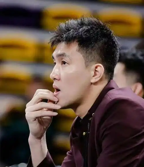 博鱼APP-仅打3场，广州为何不交易郭艾伦？谁注意他赛后举动，杨鸣选错了|男篮|广州男篮|徐昕|同曦男篮|篮板_新浪体育_新浪新闻